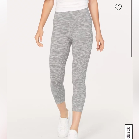 Lululemon Wunder Under Leggings - Picture 4 of 12